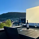 Pent House - Two Balconies